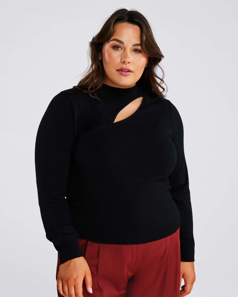 Front of a model wearing a size 16W Cut Out Knit in Black by Estelle. | dia_product_style_image_id:315711
